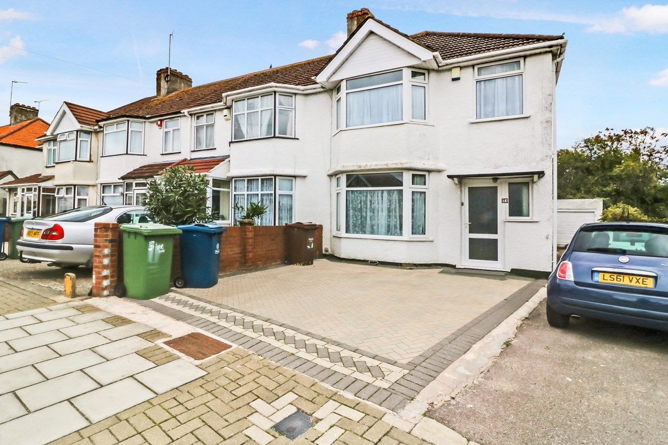 3 bed semidetached house for sale in Shrewsbury Avenue, Harrow HA3
