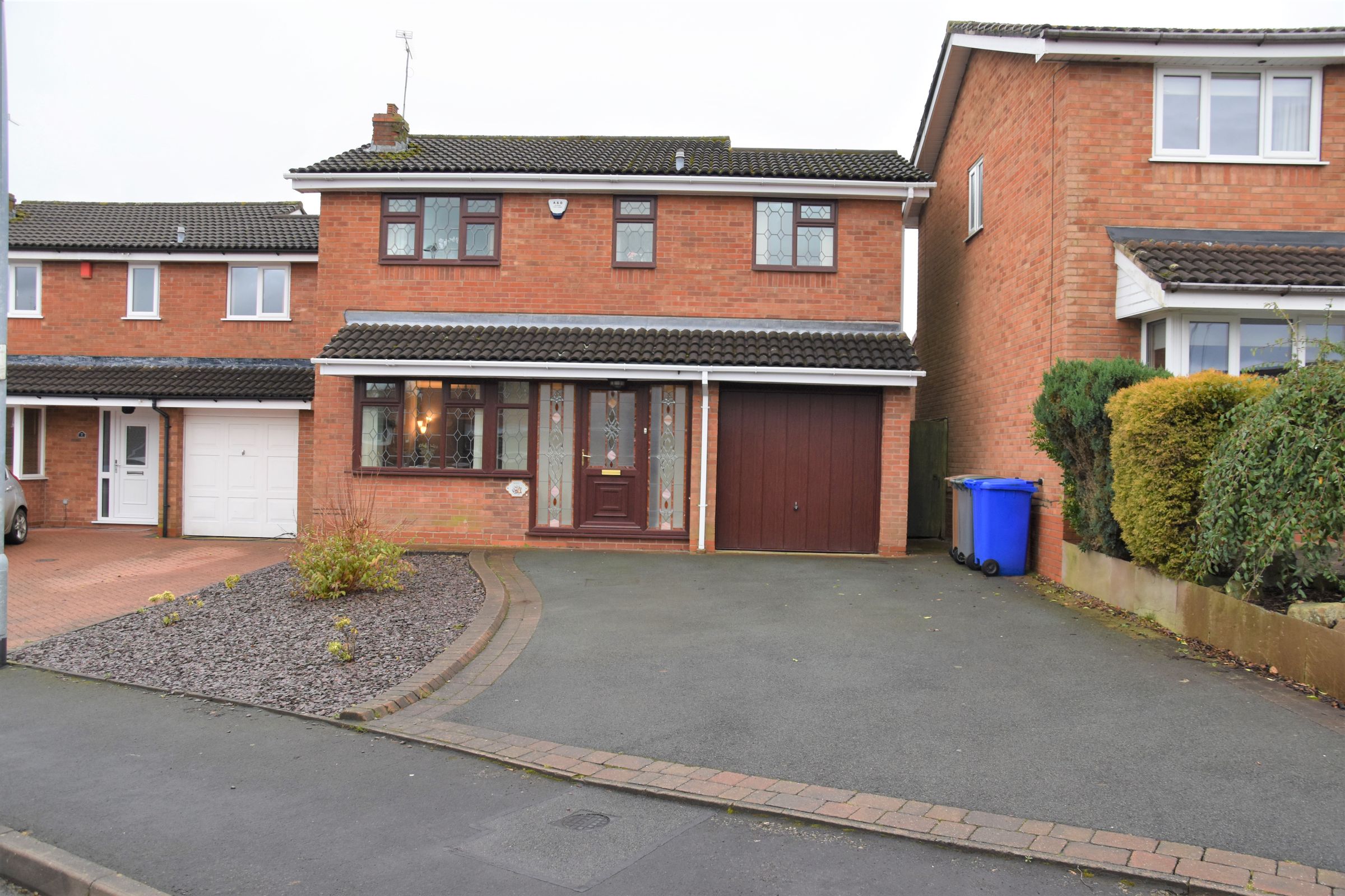 4 bed detached house for sale in Polperro Way, Meir Park, StokeOn
