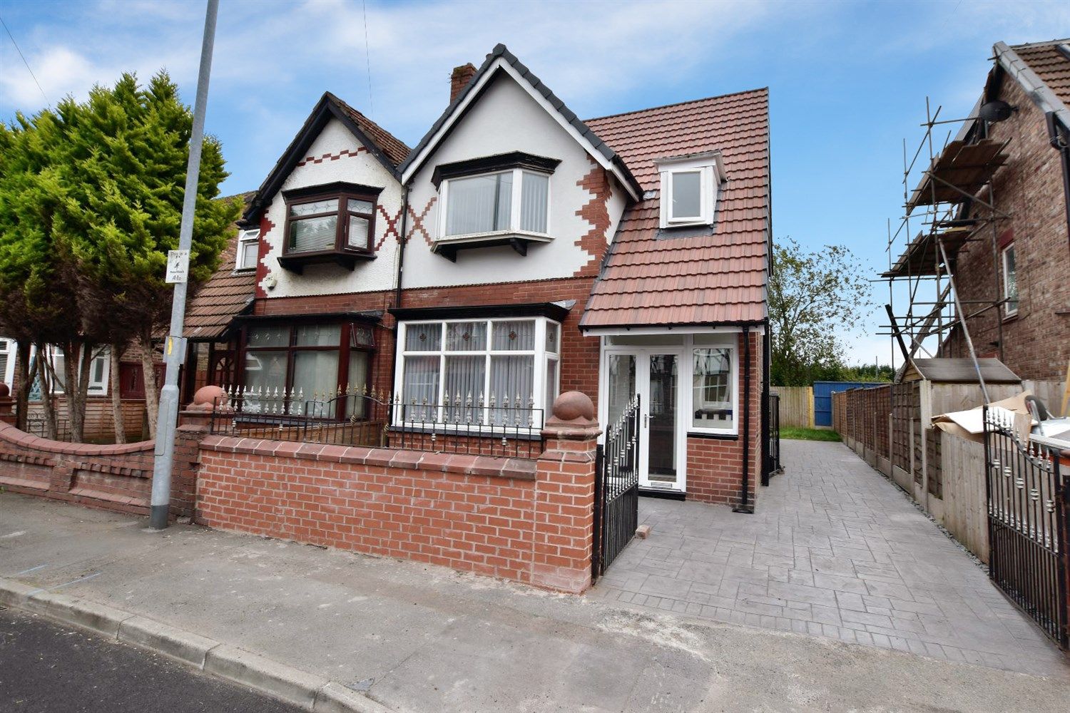 3 bed semidetached house for sale in Burnside Drive, Burnage