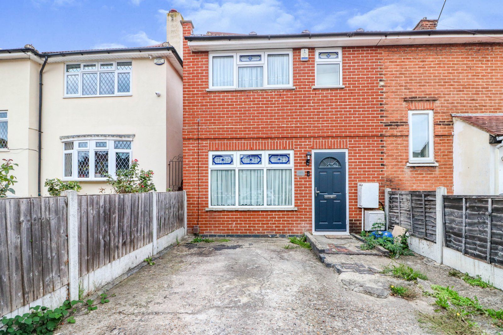 2 bed end terrace house for sale in Greenwood Gardens, Ilford IG6 Zoopla