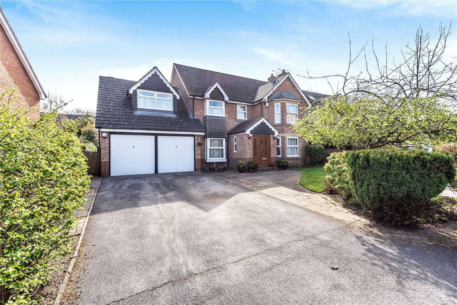 Wigton Park Close, Alwoodley, Leeds, West Yorkshire LS17  