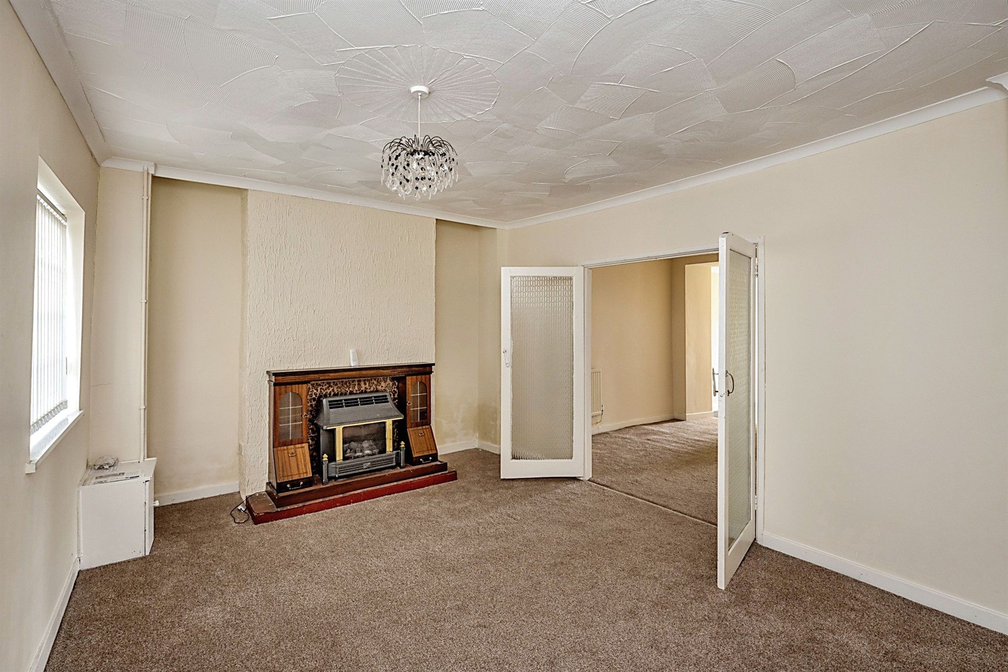 4 bed terraced house for sale in Neath Road, Plasmarl, Swansea SA6 Zoopla