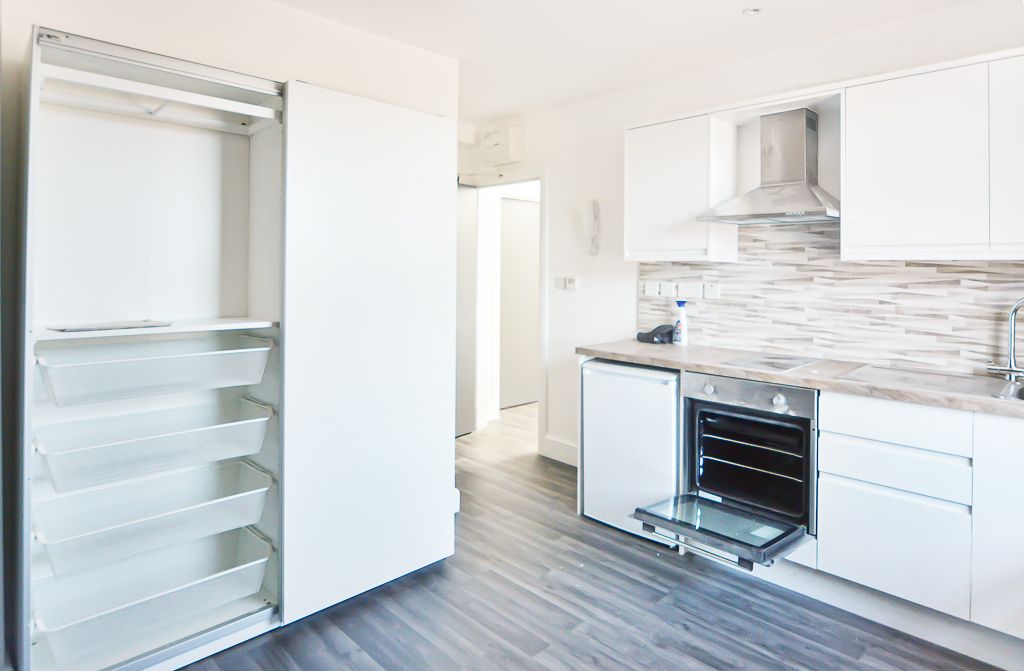 Studio to rent in Stamford Hill, London N16 Zoopla