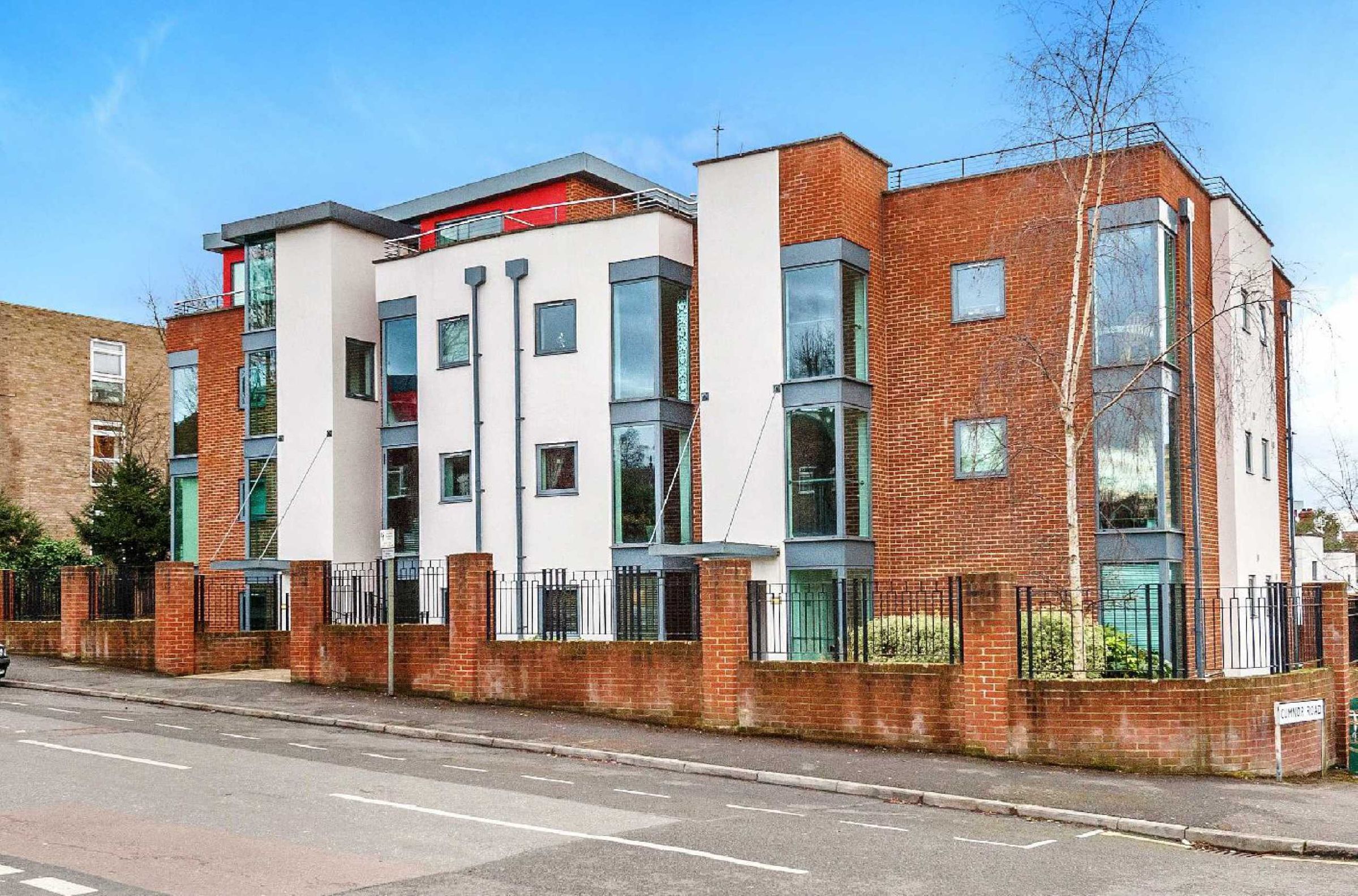 2 bed flat to rent in Eaton Road, Sutton, Surrey SM2 Zoopla