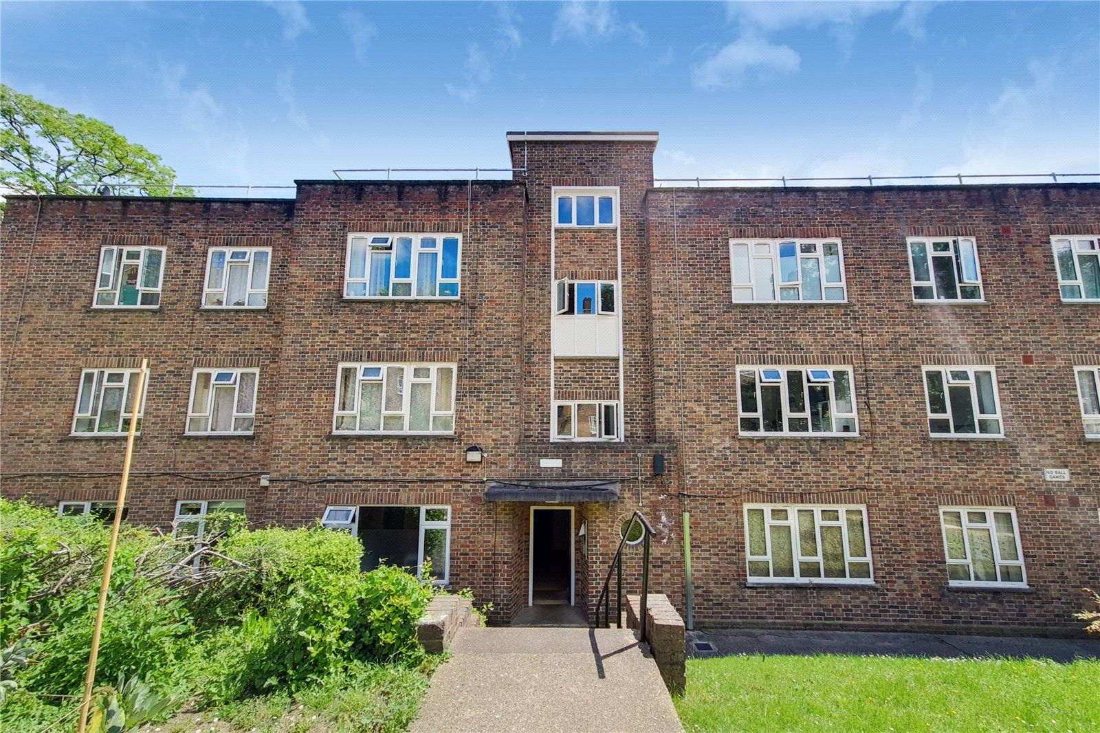 4 bed flat for sale in Hillside Gardens, Hillside Road, London SW2 Zoopla