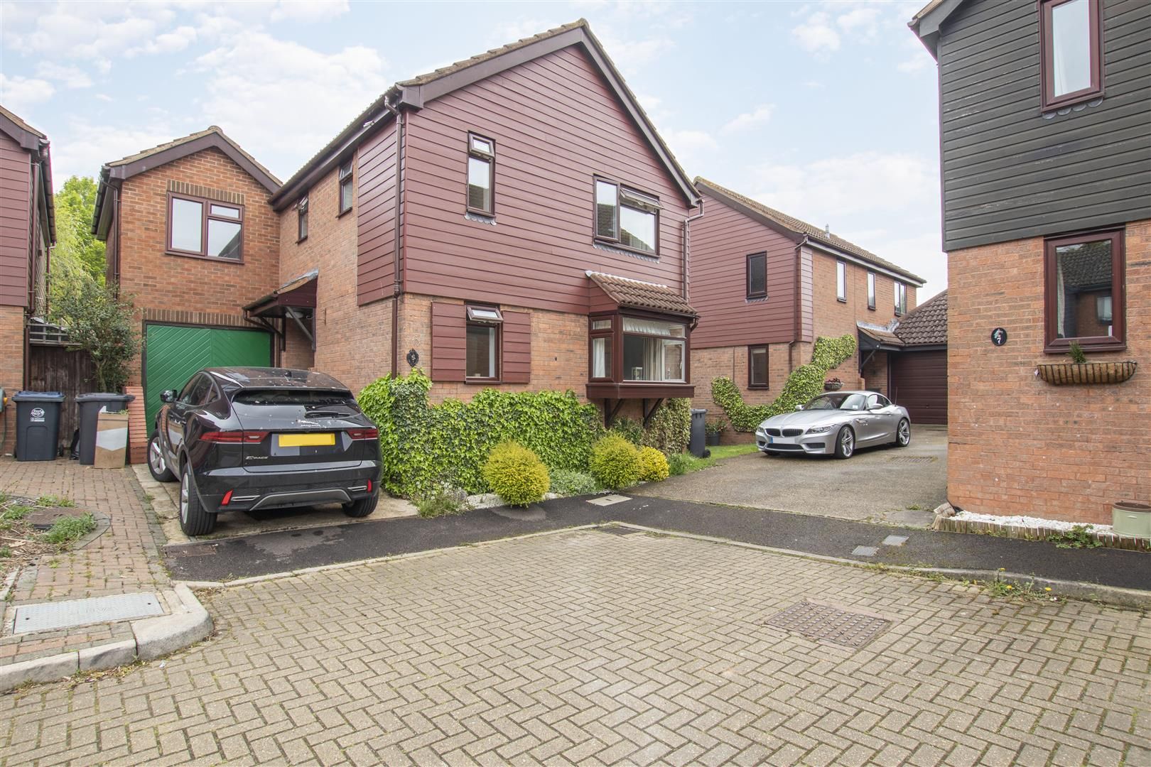 4 bed detached house for sale in The Beaneside, Watton At Stone