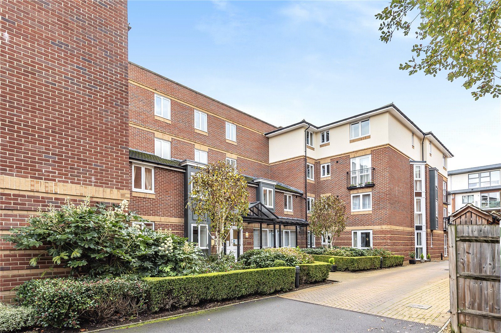 Middlemarch Lodge, 3 High Street, Rickmansworth WD3