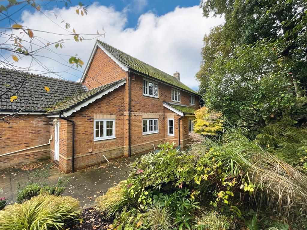 5 bed detached house for sale in Heneage Drive, West Cross, Swansea SA3 Zoopla