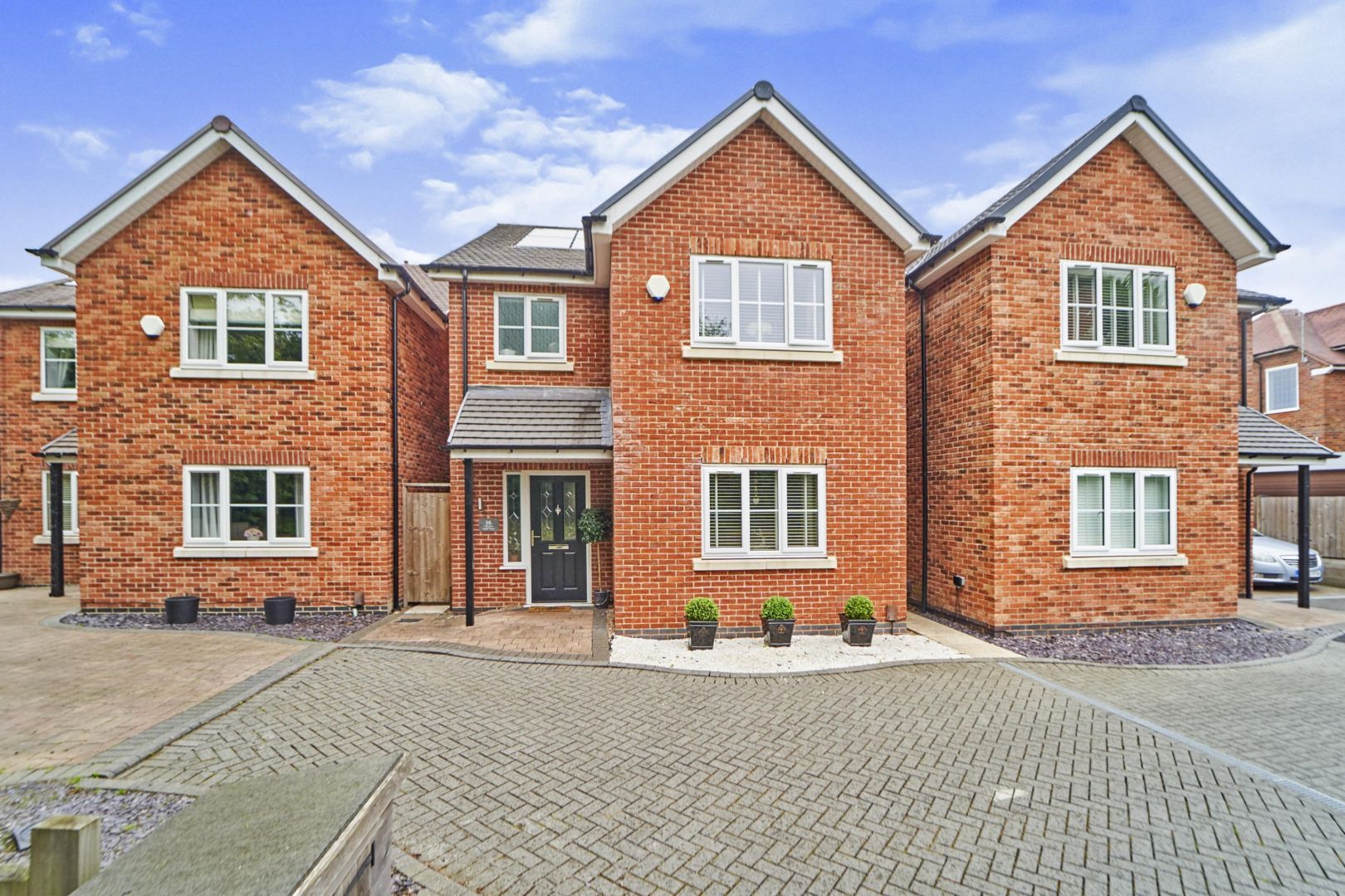 3 bed detached house for sale in Kettles Bank Road, Gornal Wood DY3