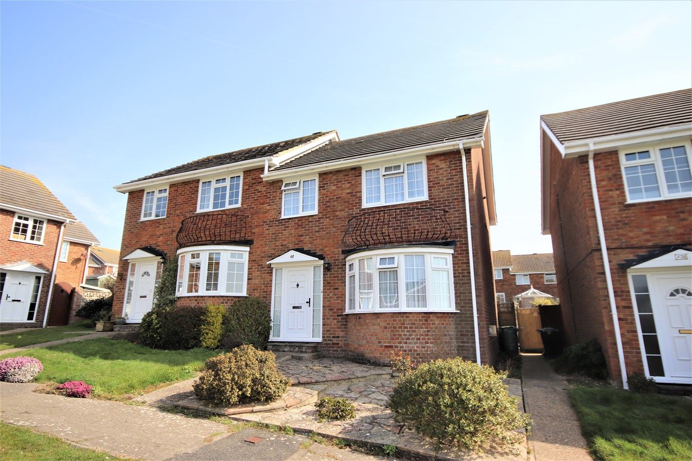 3 bed semidetached house for sale in Links Drive, BexhillOnSea TN40