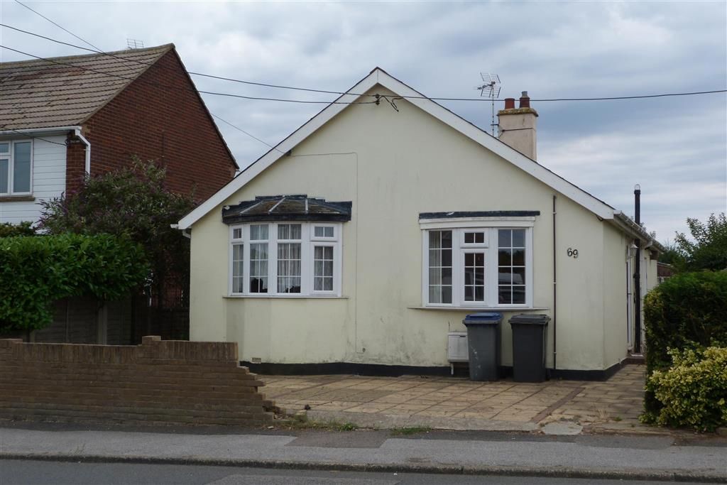 3 bed detached bungalow for sale in Herne Bay Road, Whitstable, Kent