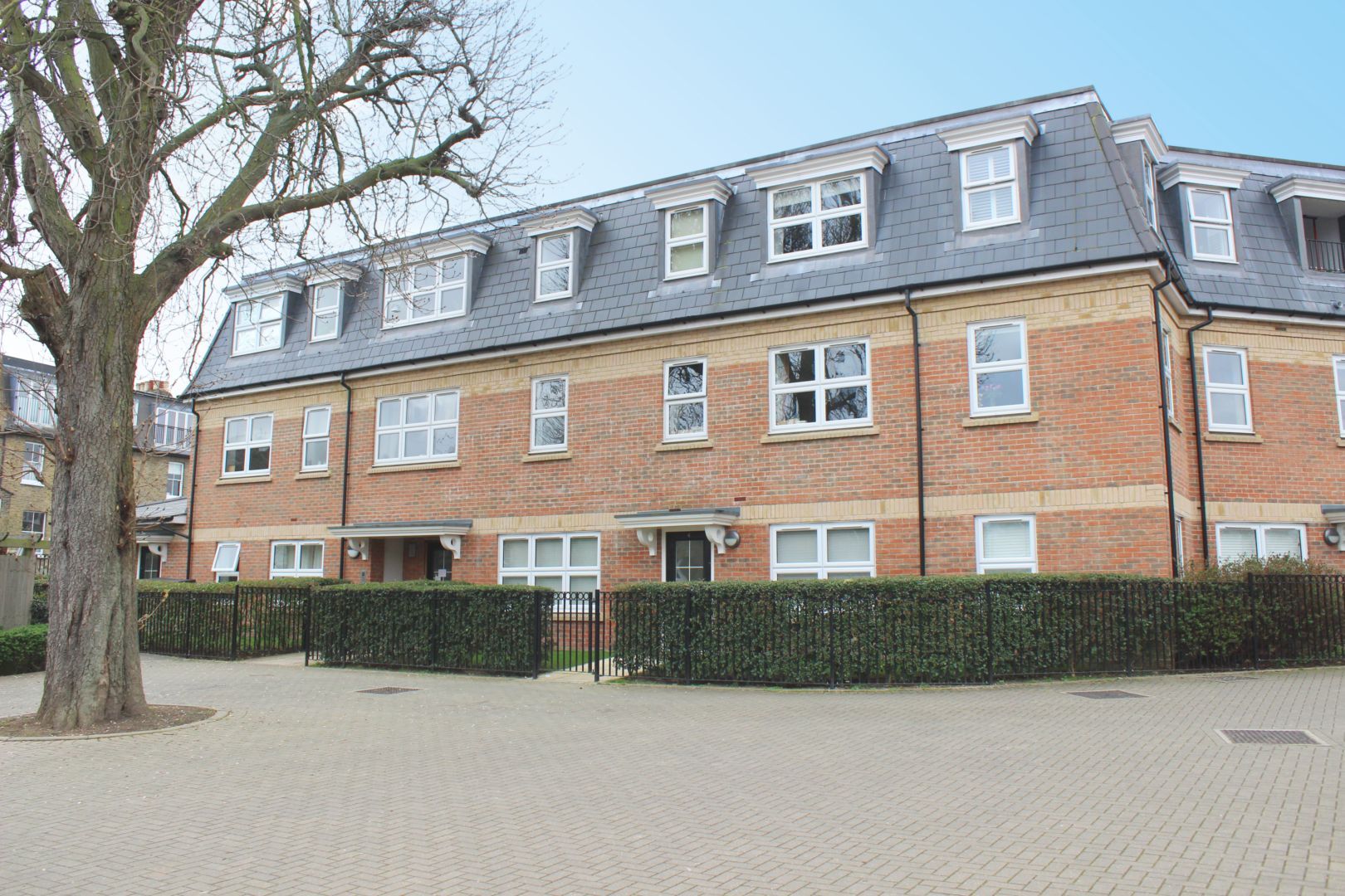 3 Florence Way, Balham Wandsworth Common SW12  