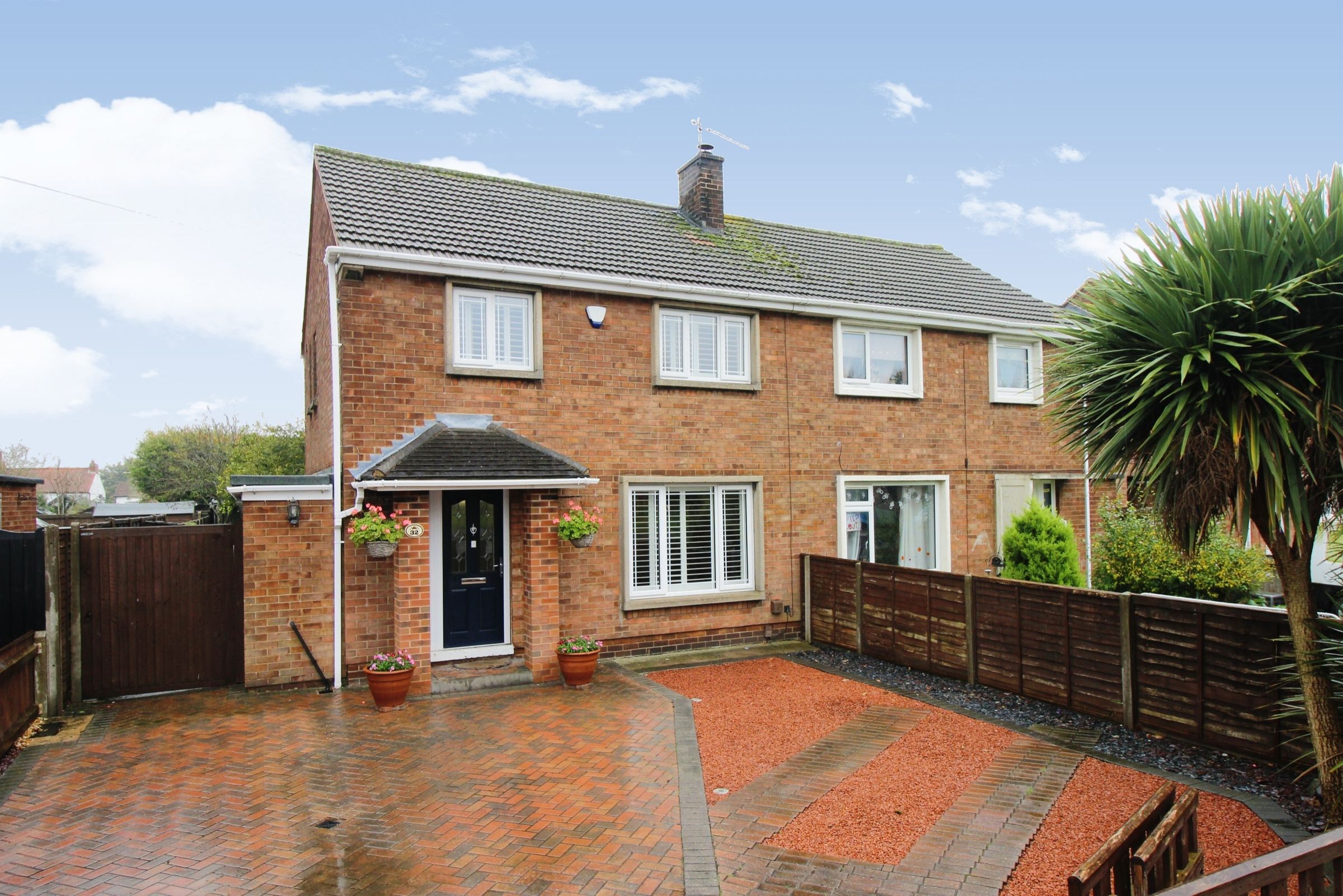 3 bed semidetached house for sale in Butt Lane, Laceby, Grimsby