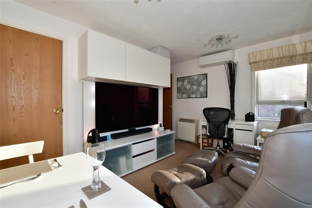 Studio for sale in Apeldoorn Drive, Wallington, Surrey SM6 Zoopla