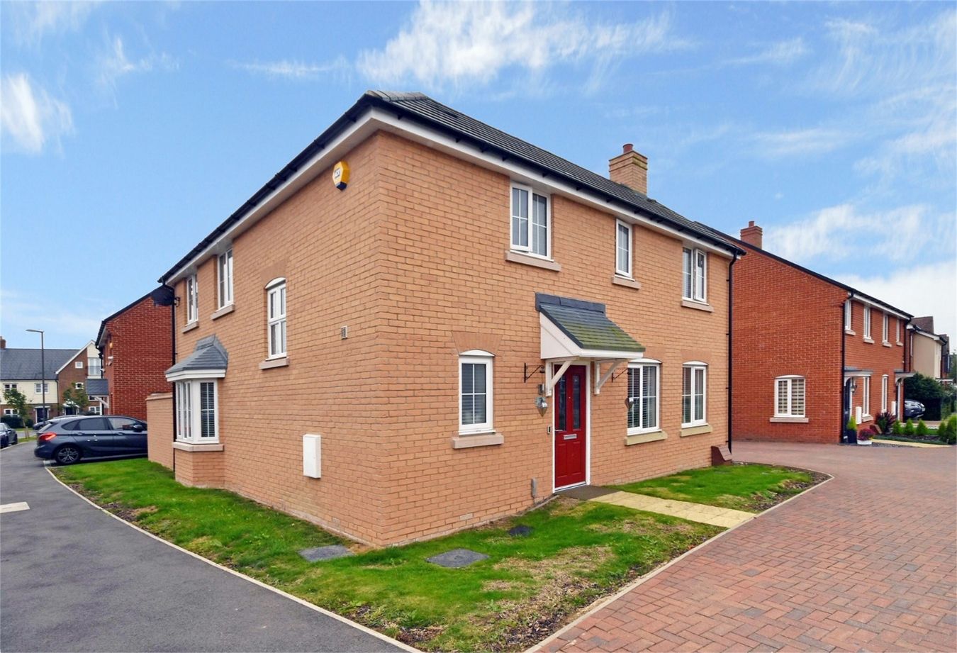 3 bed detached house for sale in Laxton Road, Aylesbury