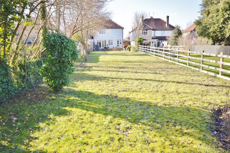 4 bed semidetached house for sale in Summerleys Road, Princes