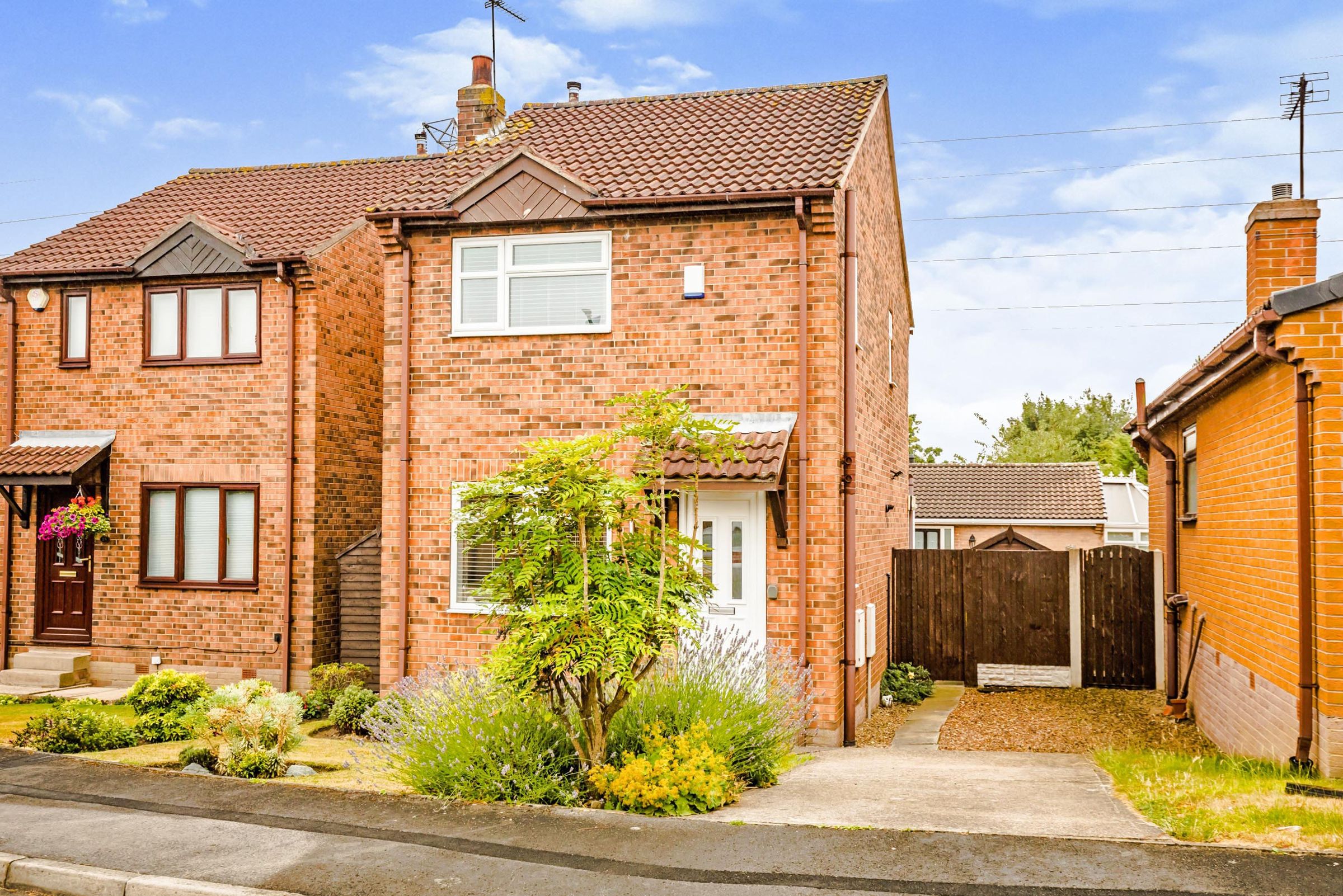 2 bed detached house for sale in Avondale Drive, Stanley, Wakefield WF3