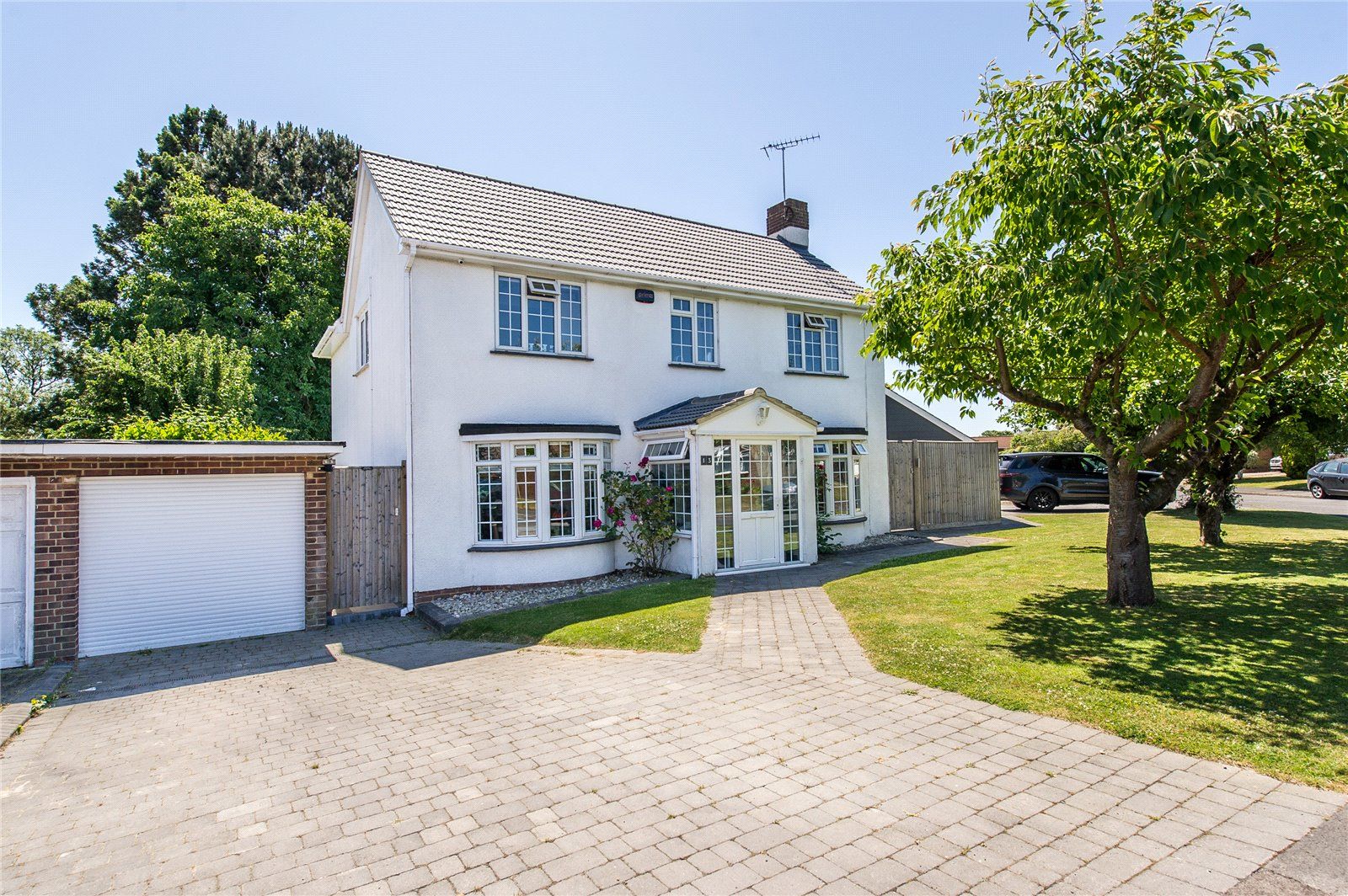 4 bed detached house for sale in Cheyne Walk, Meopham, Kent DA13 Zoopla