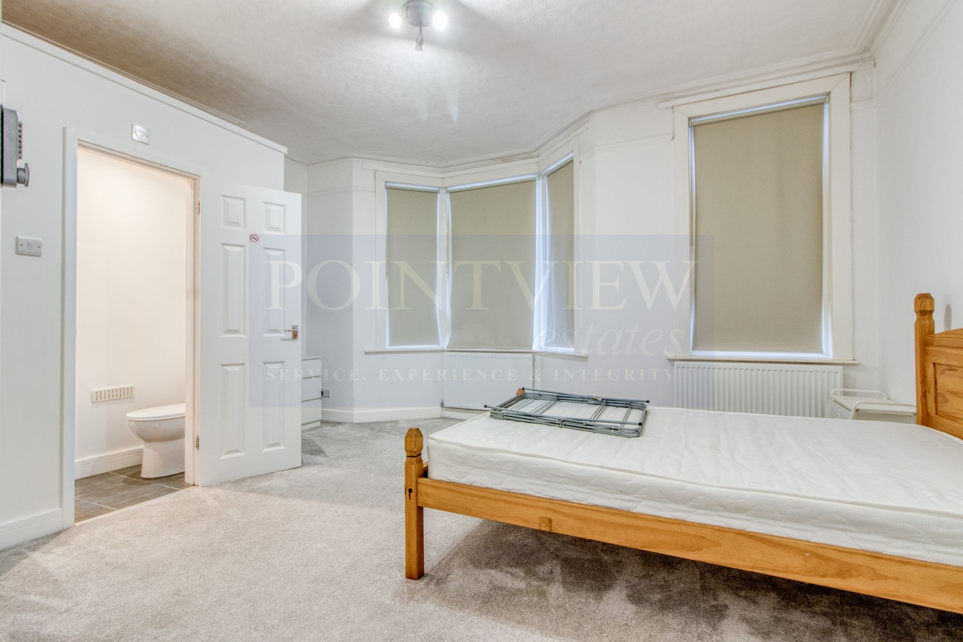 Room to rent in Southview Drive, WestcliffOnSea SS0 Zoopla