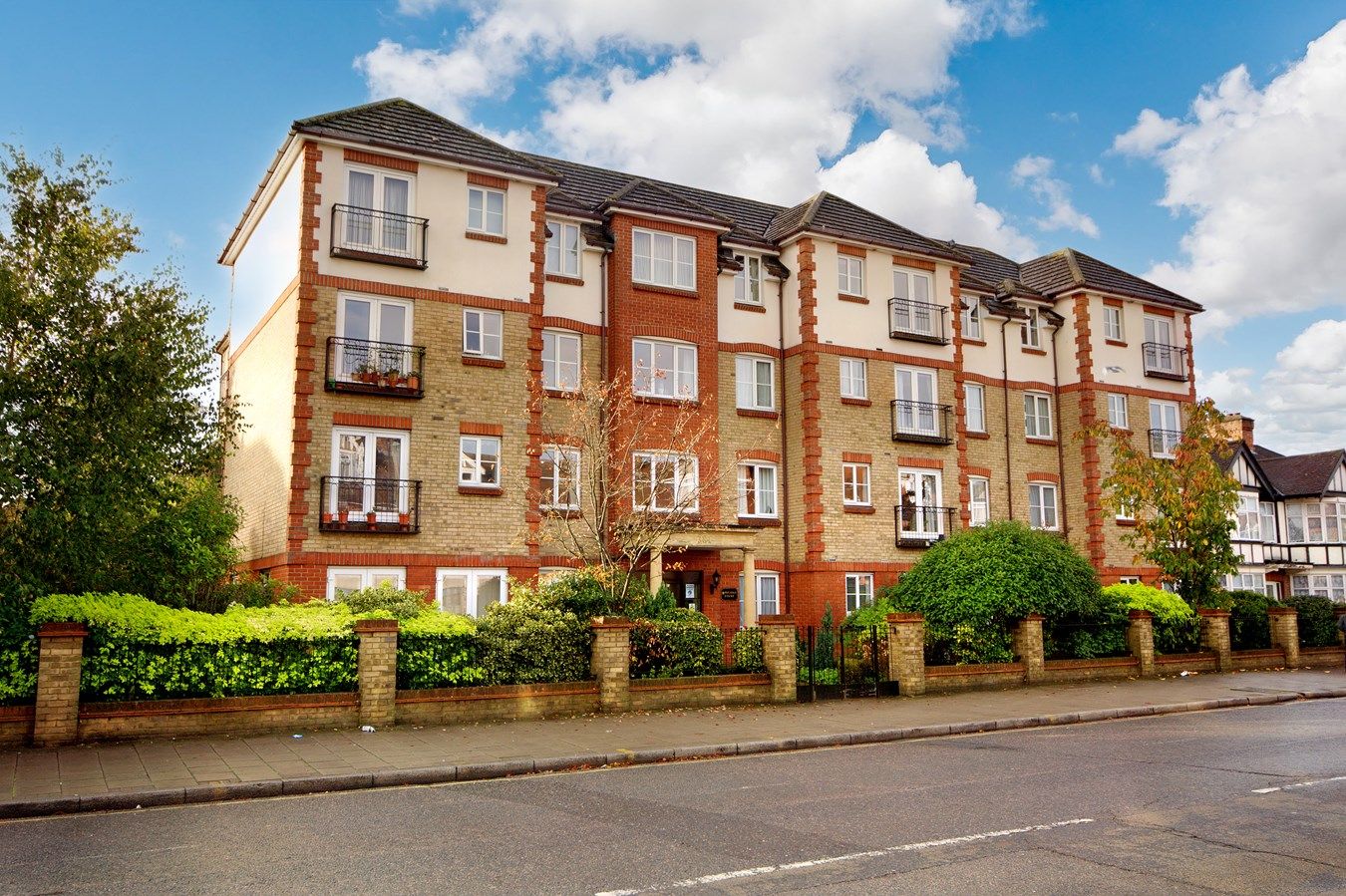 2 bed property for sale in Kenton Road, Harrow HA3 Zoopla