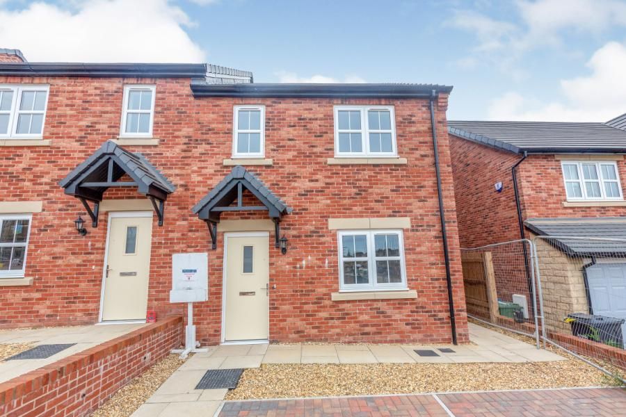 New home, 3 bed semidetached house for sale in Heaton Green, Dowbridge