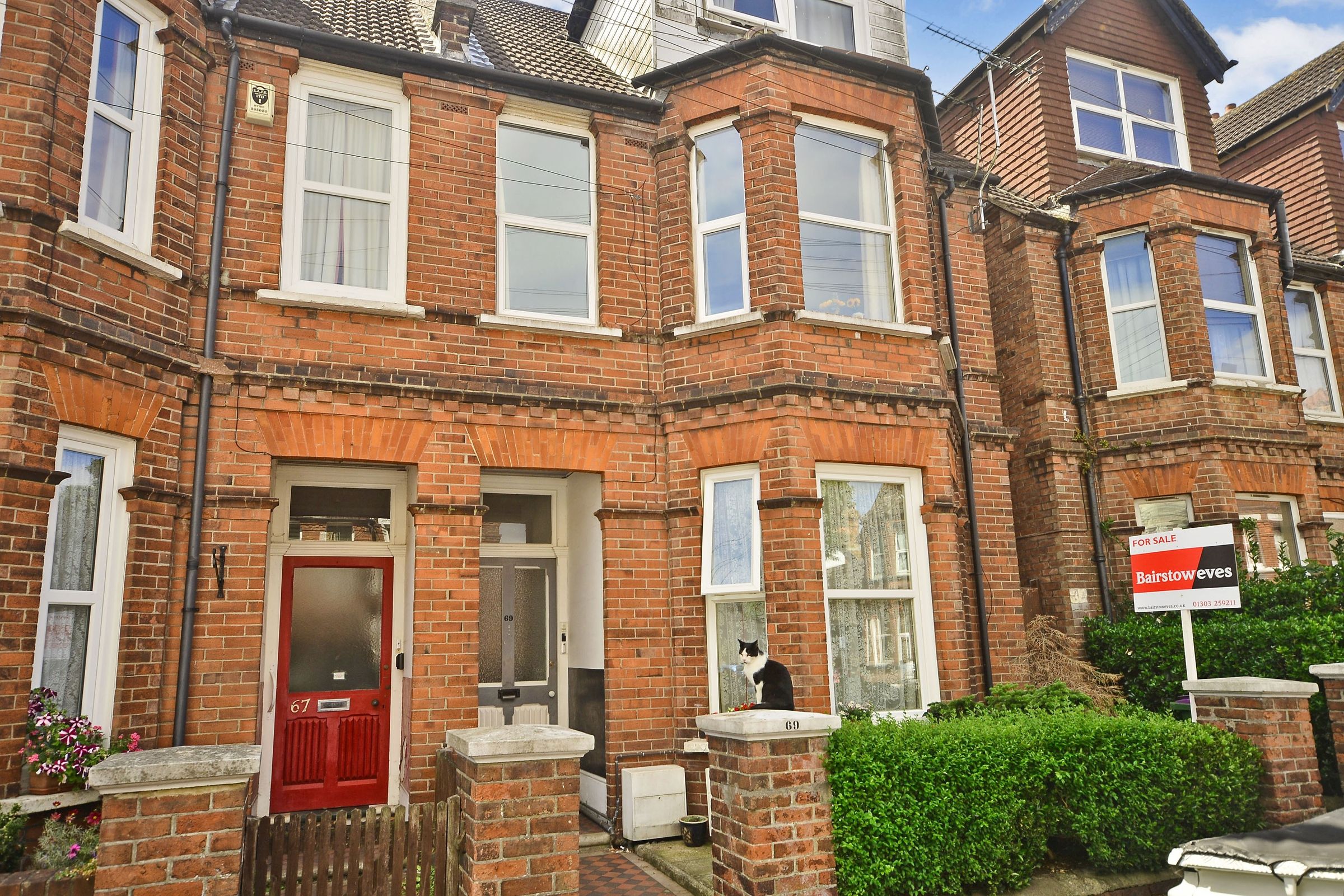 1 bed flat for sale in Broadmead Road, Folkestone CT19 Zoopla