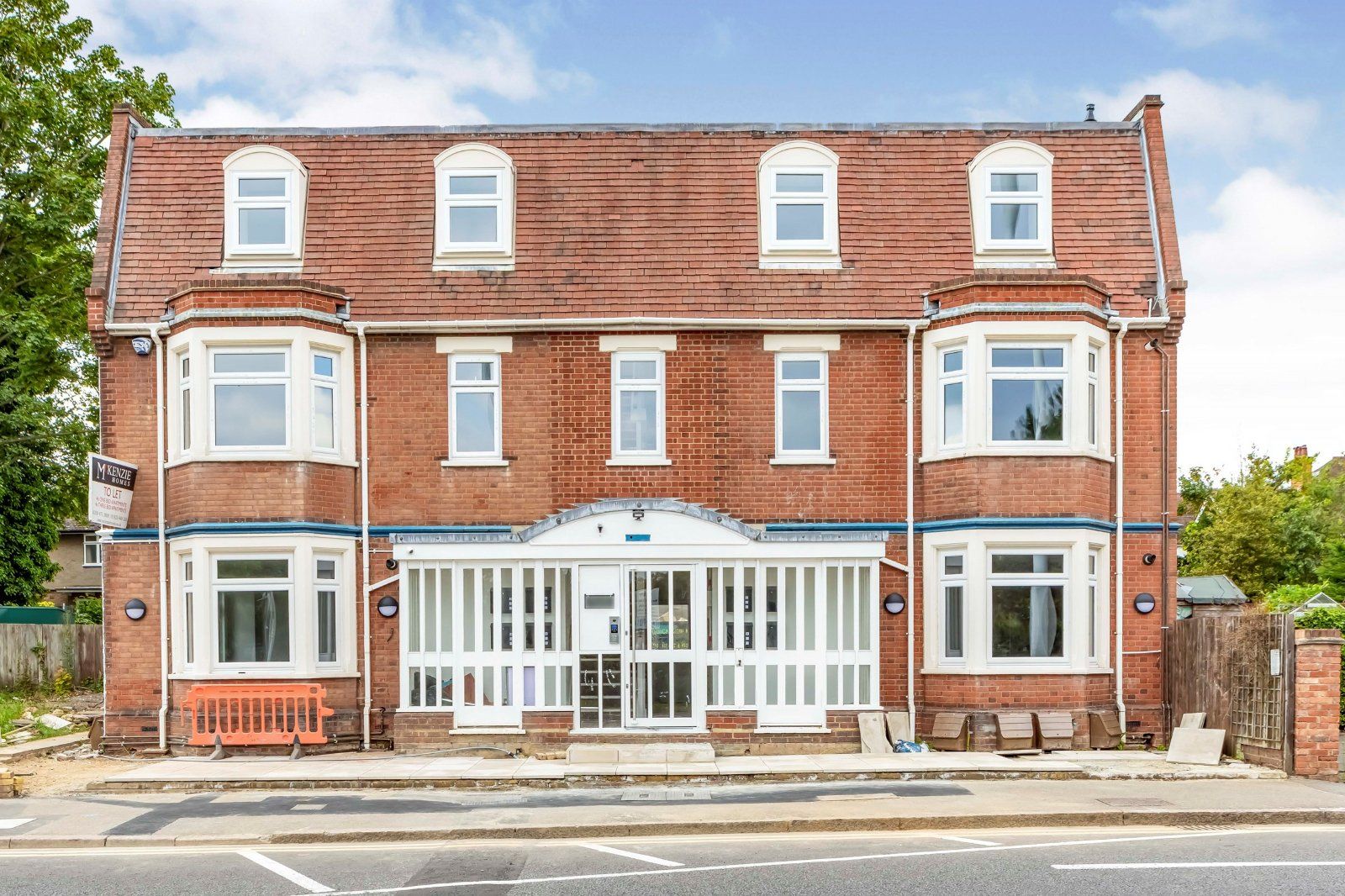 Hyde Road, Watford, Hertfordshire WD17  