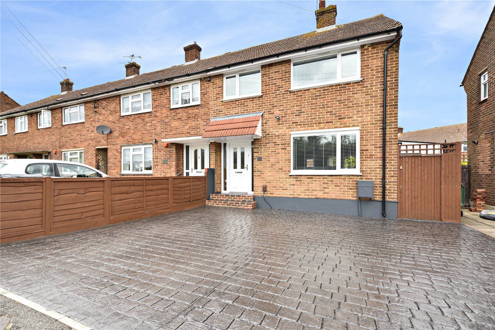 4 bed end terrace house for sale in Lower Road, Hextable, Kent BR8 Zoopla