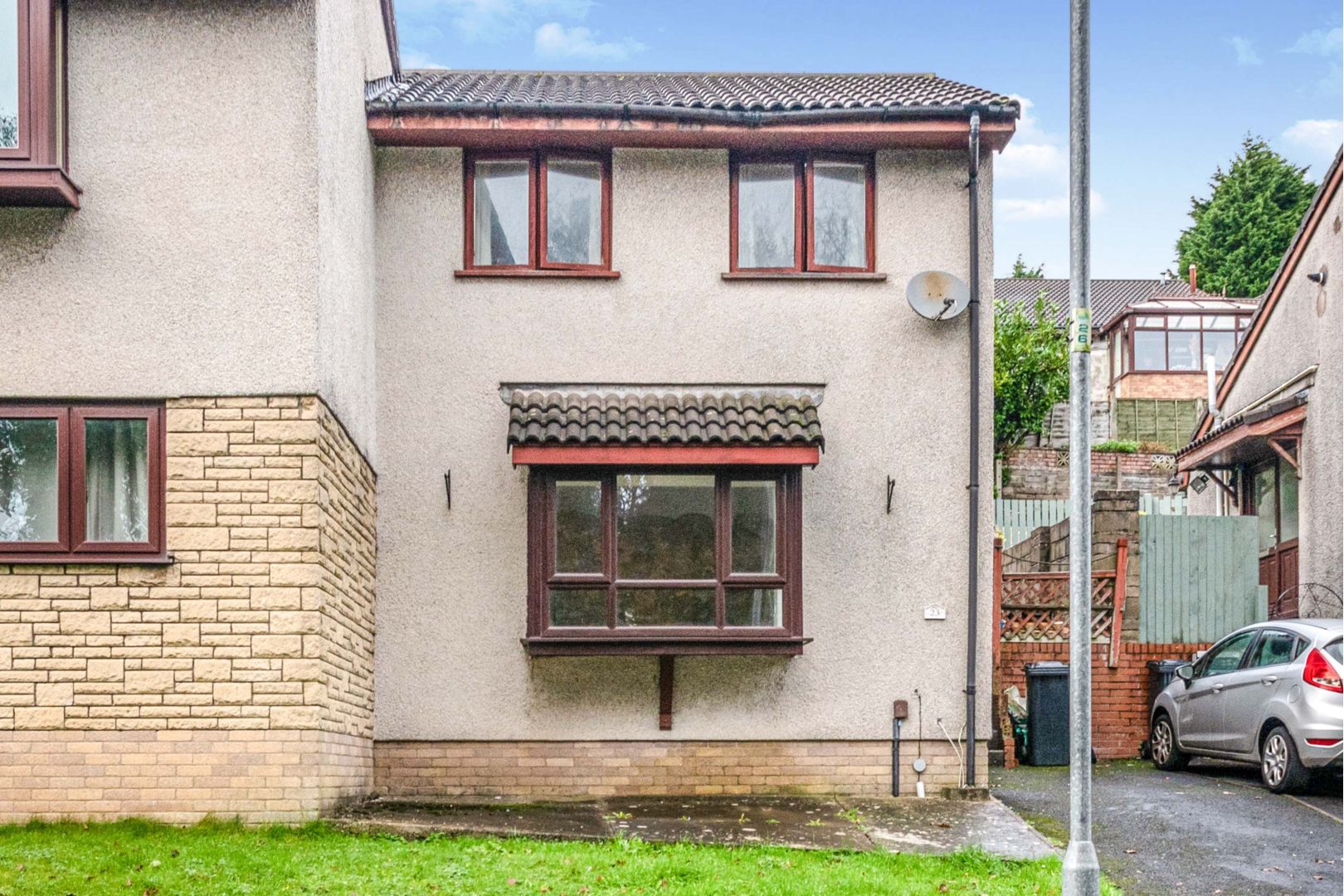 2 bed semidetached house for sale in Bay View Close, Skewen SA10 Zoopla