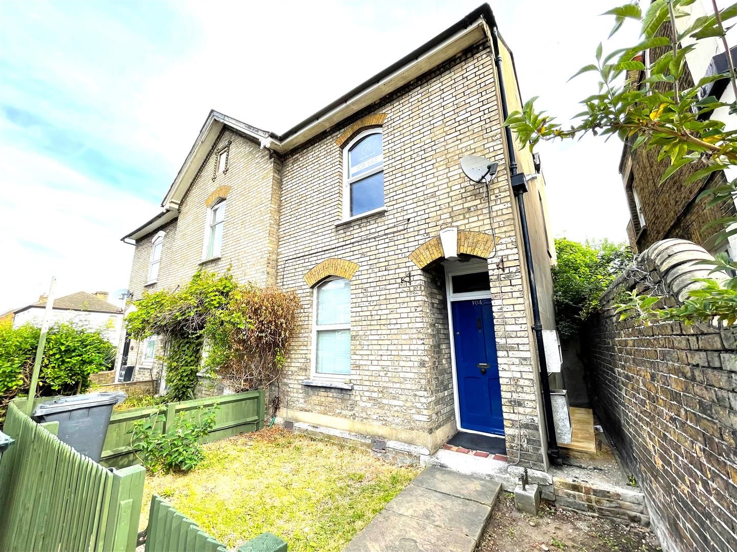 2 bed flat for sale in East Hill, Dartford DA1 Zoopla