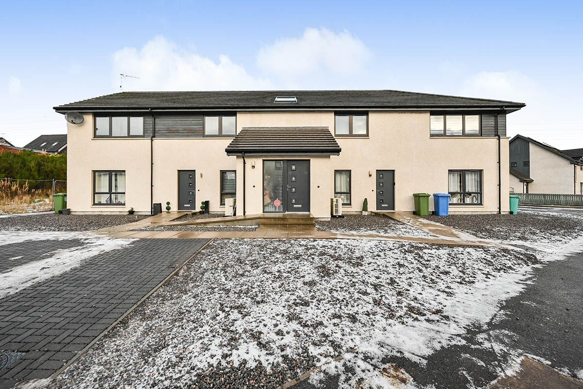 2 bed flat to rent in Aird Crescent, Kirkhill, Inverness IV5 Zoopla