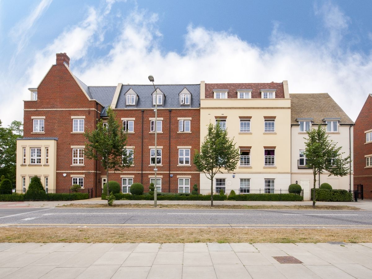 2 bed flat to rent in Welch Way, Witney OX28 Zoopla