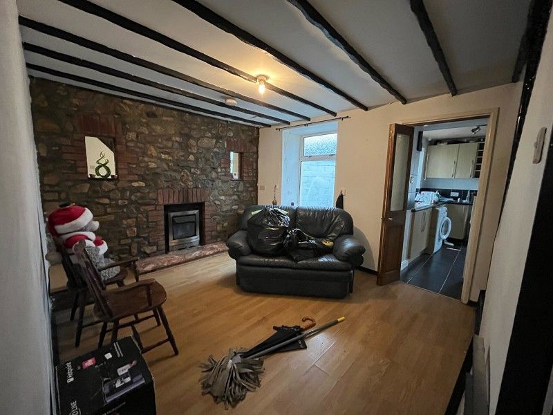 2 bed end terrace house for sale in Cwmamman Road, Glanamman, Ammanford