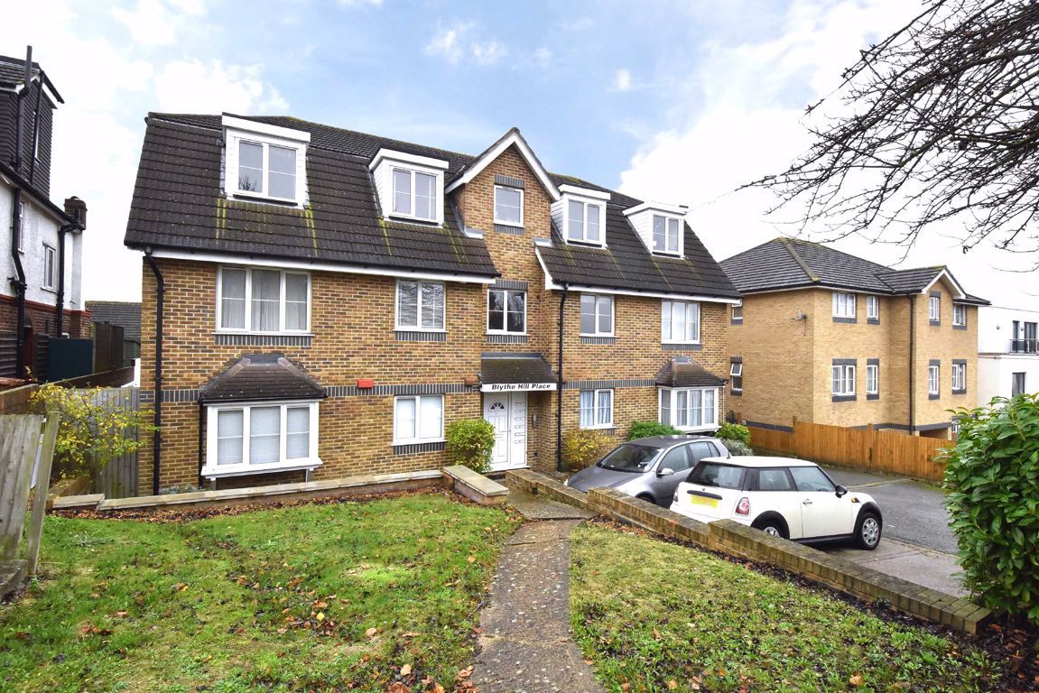 1 bed flat to rent in Blythe Hill Place, Brockley Park, London SE23