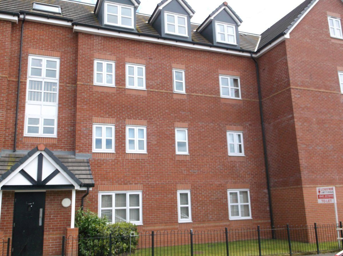2 bed flat to rent in Gas Street, Platt Bridge, Wigan WN2 Zoopla
