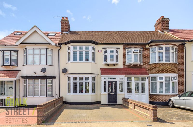 3 bed terraced house for sale in Glenwood Drive, Gidea Park RM2 Zoopla