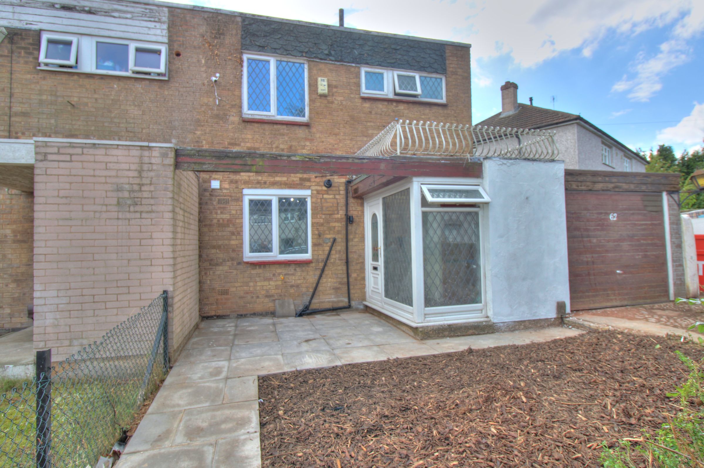 3 bed end terrace house for sale in Burrington Road, Quinton