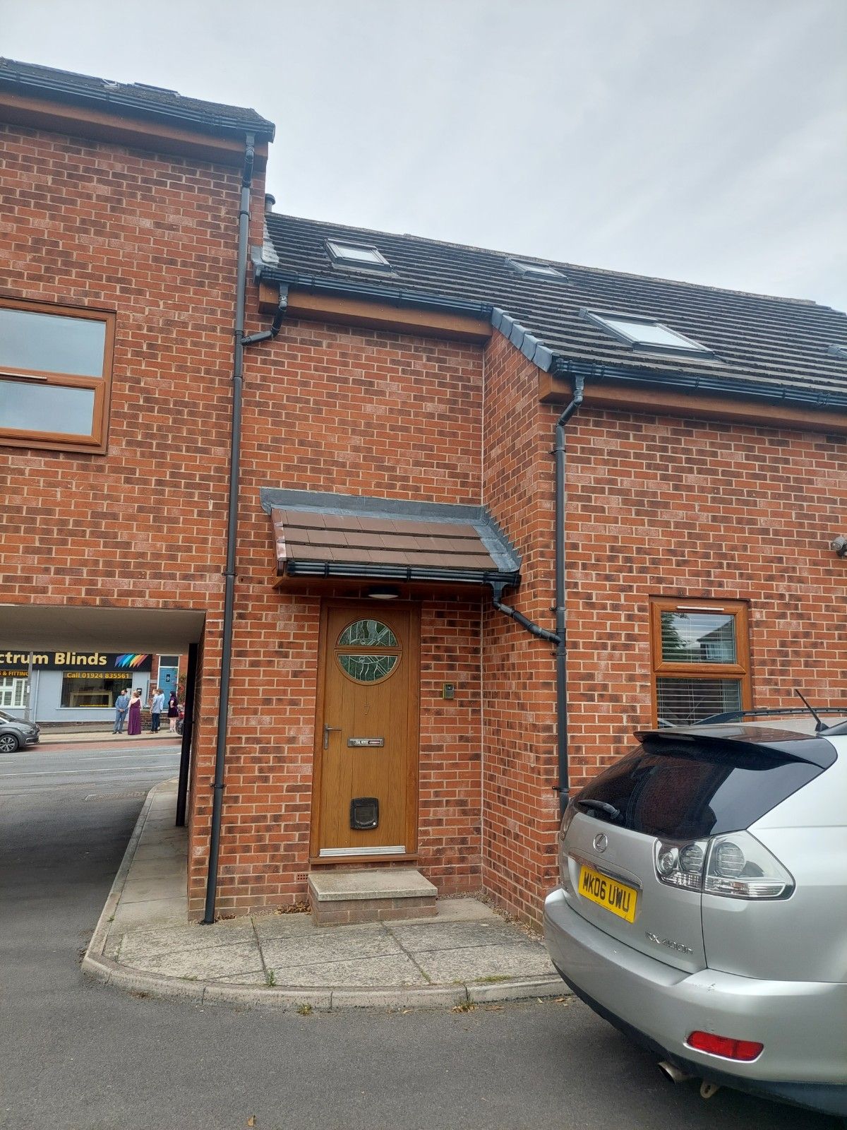 2 bed flat to rent in Leeds Road, Wakefield WF1 Zoopla