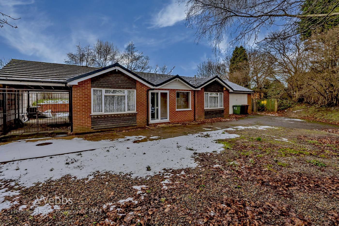 3 bed detached bungalow for sale in Lichfield Road, Shelfield, Walsall