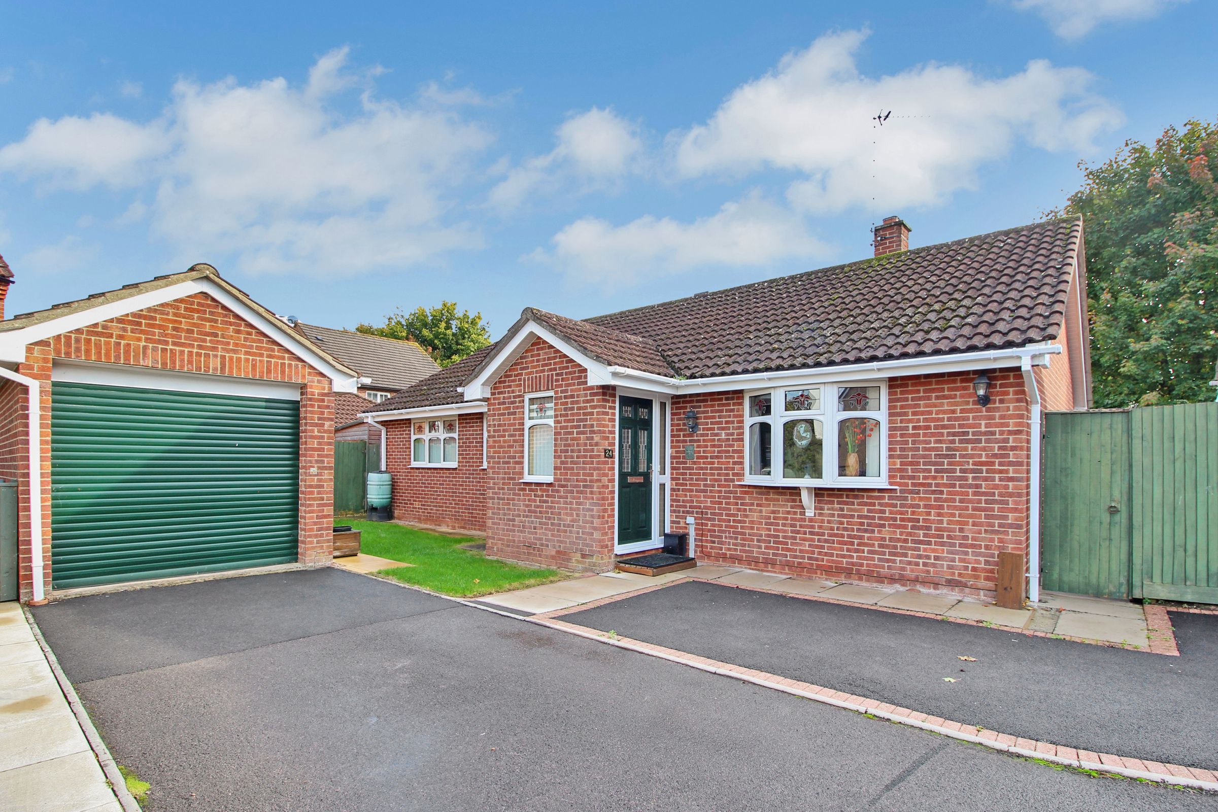 3 bed detached bungalow for sale in Woodborough Close, Trowbridge BA14