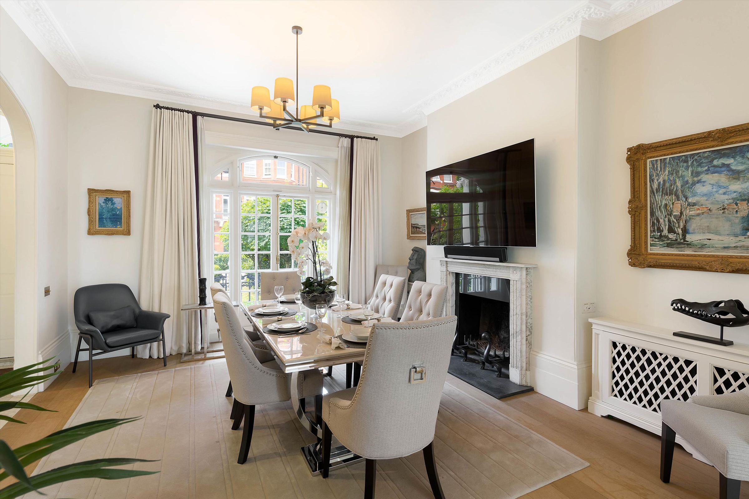 5 bed terraced house for sale in Egerton Crescent, Knightsbridge