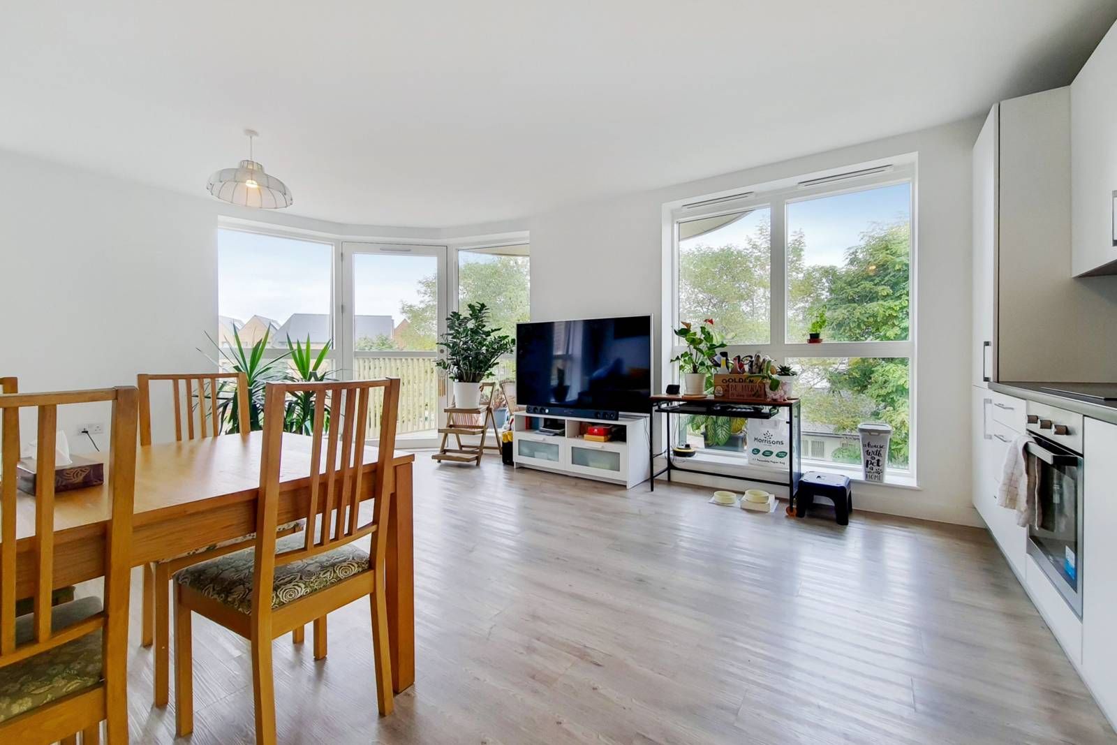 3 bed flat for sale in Tudway Road, Kidbrooke, London SE3 Zoopla