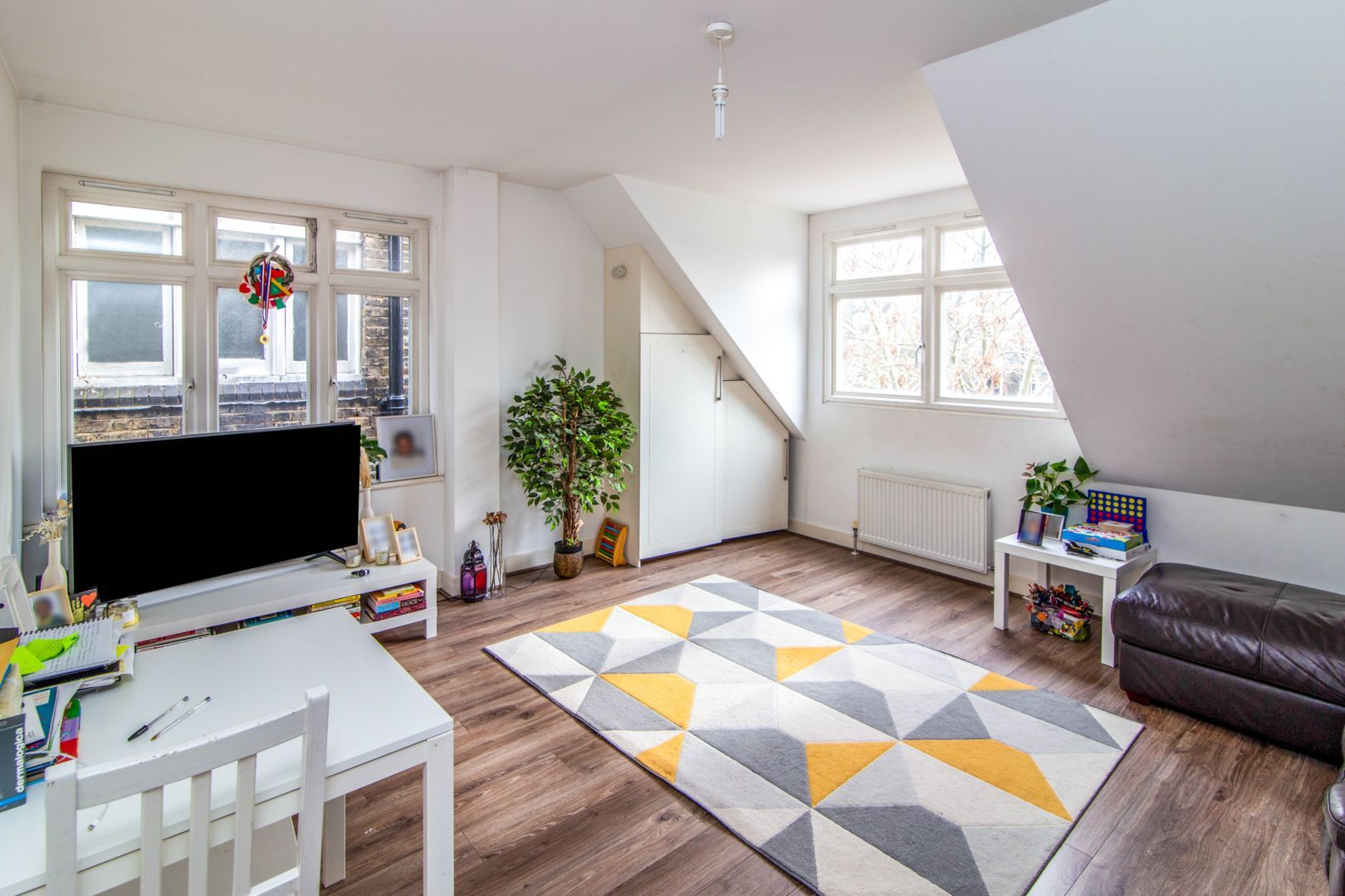 18 Barclay Road, Croydon CR0  