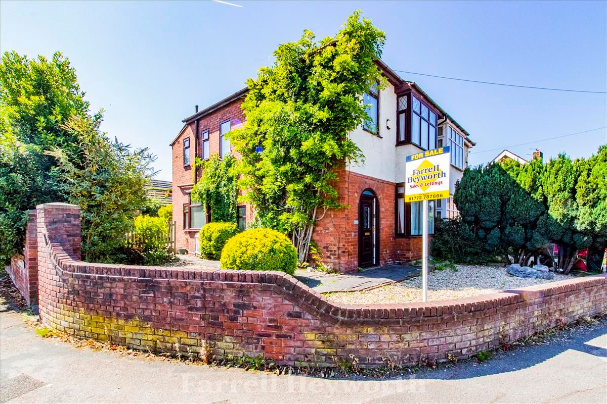 3 bed property for sale in Tag Lane, Preston PR2 Zoopla