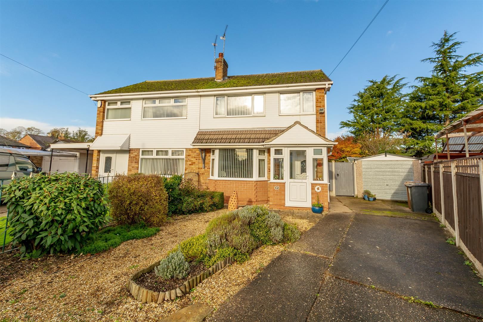 3 bed semidetached house for sale in Kennedy Avenue, Long Eaton