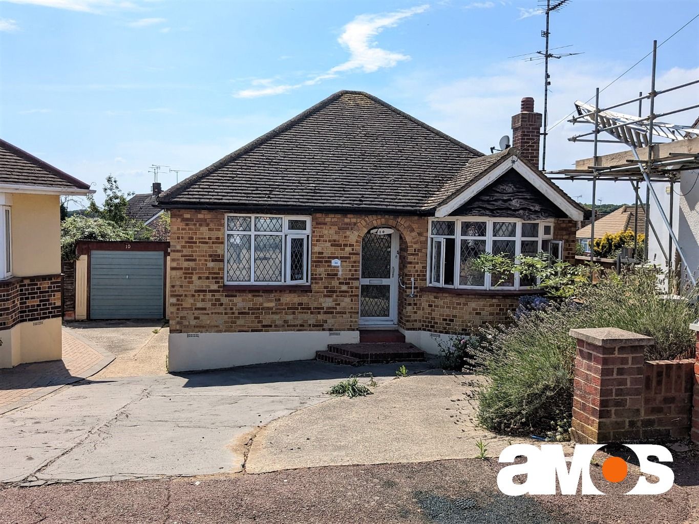 2 bed detached bungalow for sale in Dandies Close, LeighOnSea, Essex