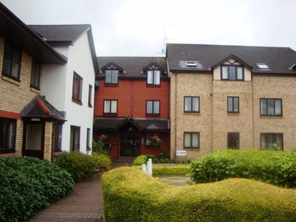 2 bed flat to rent in Hawthorn Gardens, Caerleon NP18 Zoopla