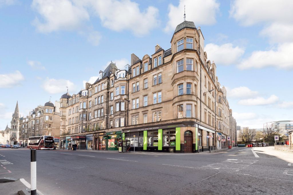 1 1F2, Lochrin Terrace, Tollcross, Edinburgh EH3  