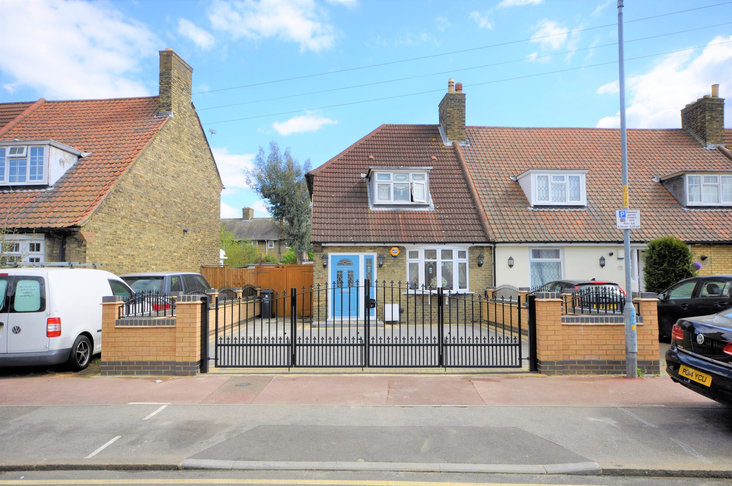 2 bed end terrace house for sale in Downing Road, Dagenham RM9 Zoopla