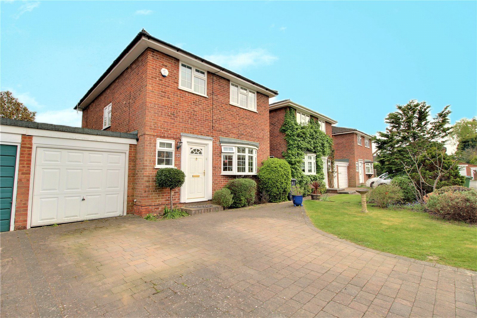 4 bed detached house for sale in Spruce Way, Fleet GU51 Zoopla